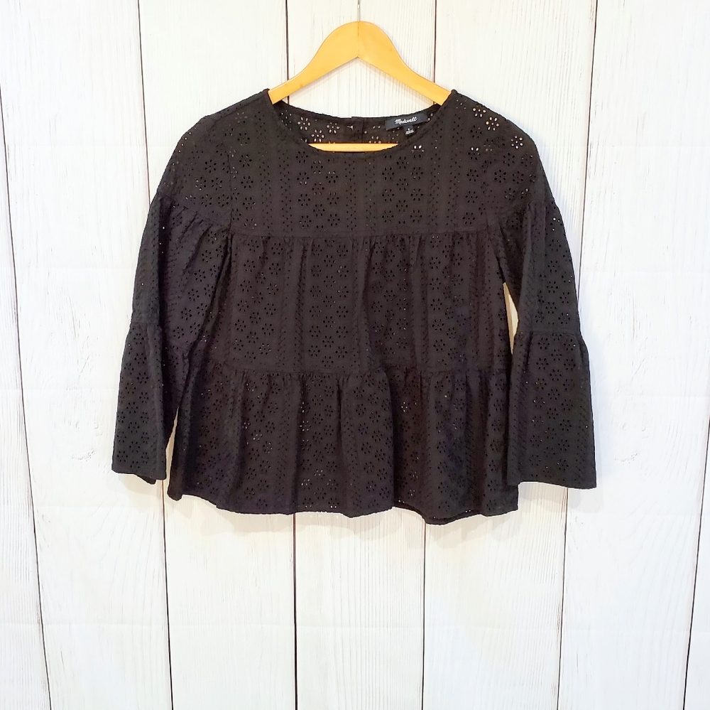 Madewell Eyelet tiered button back top - Picture 9 of 12